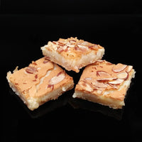 Gooey Almond Bars (6 pcs)