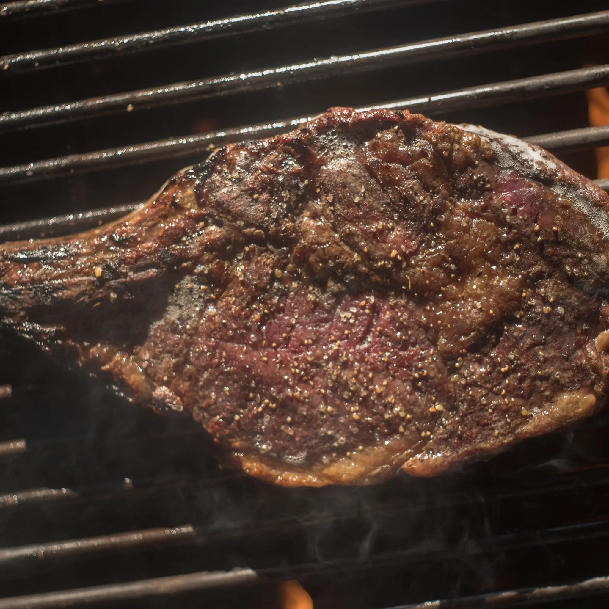 Bone-in Ribeye Steak – Juicy, Flavorful Cut Perfect for Grilling